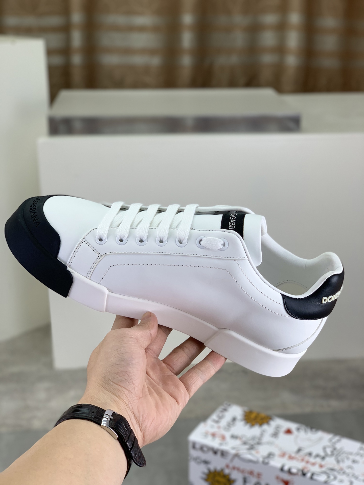 olce & Gabbana shoe